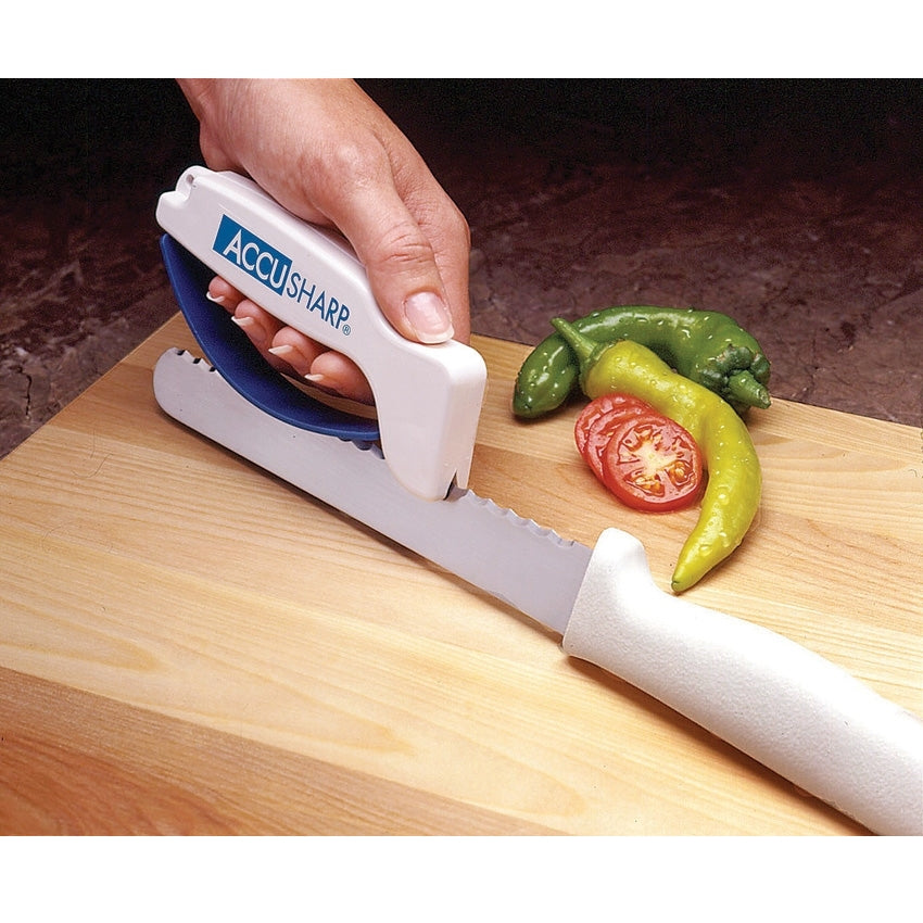 Accusharp Knife and Tool Sharpener - Naa Gear